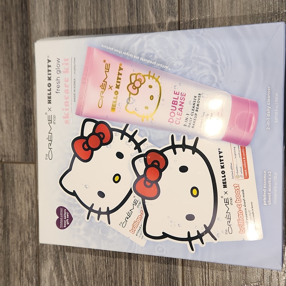 NIB The Creme Shop x Hello Kitty Fresh Glow Skincare Kit